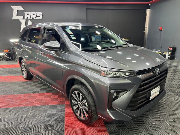 TOYOTA AVANZA  XLE 2023 - Image 2