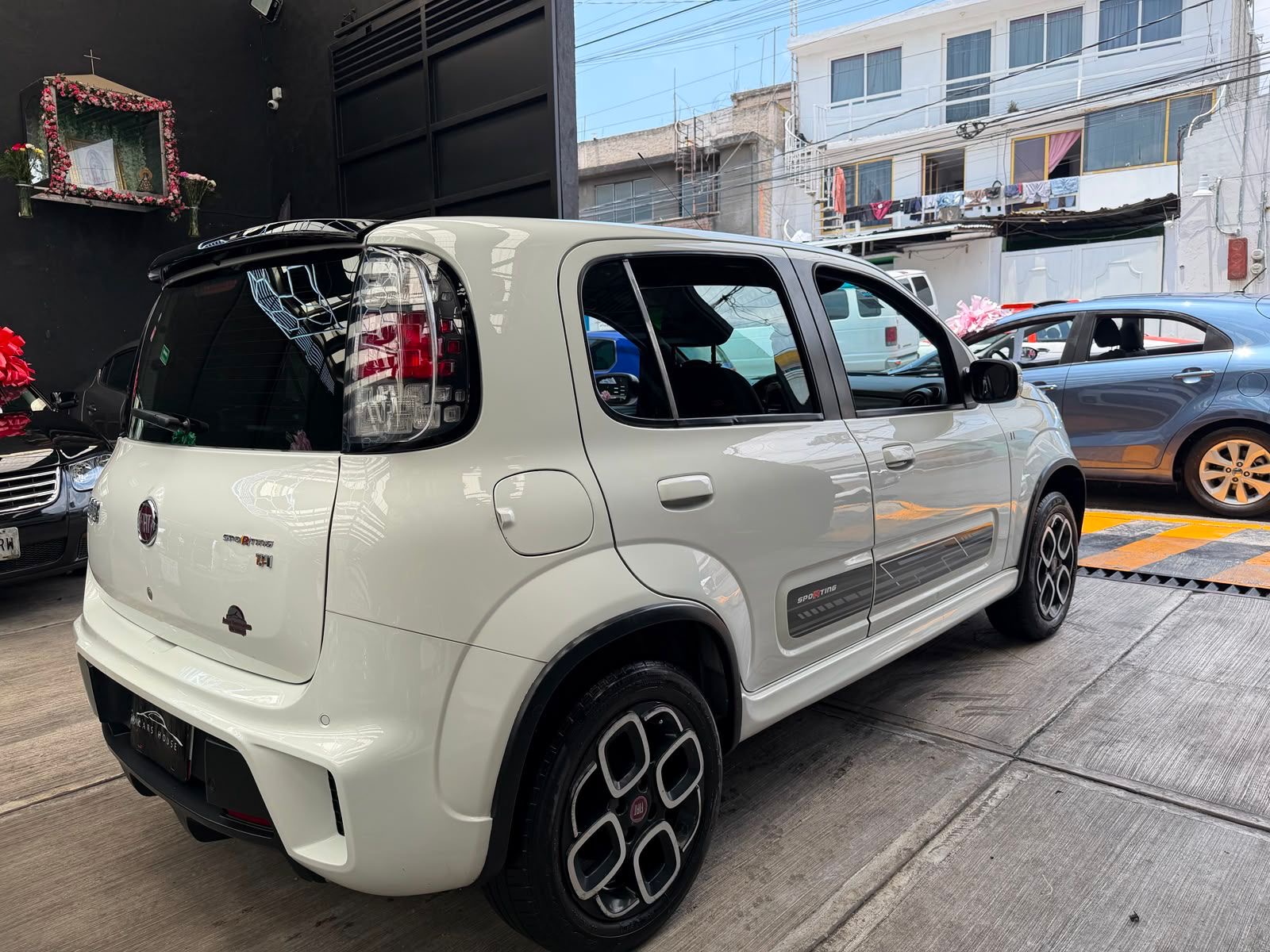 FIAT UNO SPORTING  2016 - Image 3