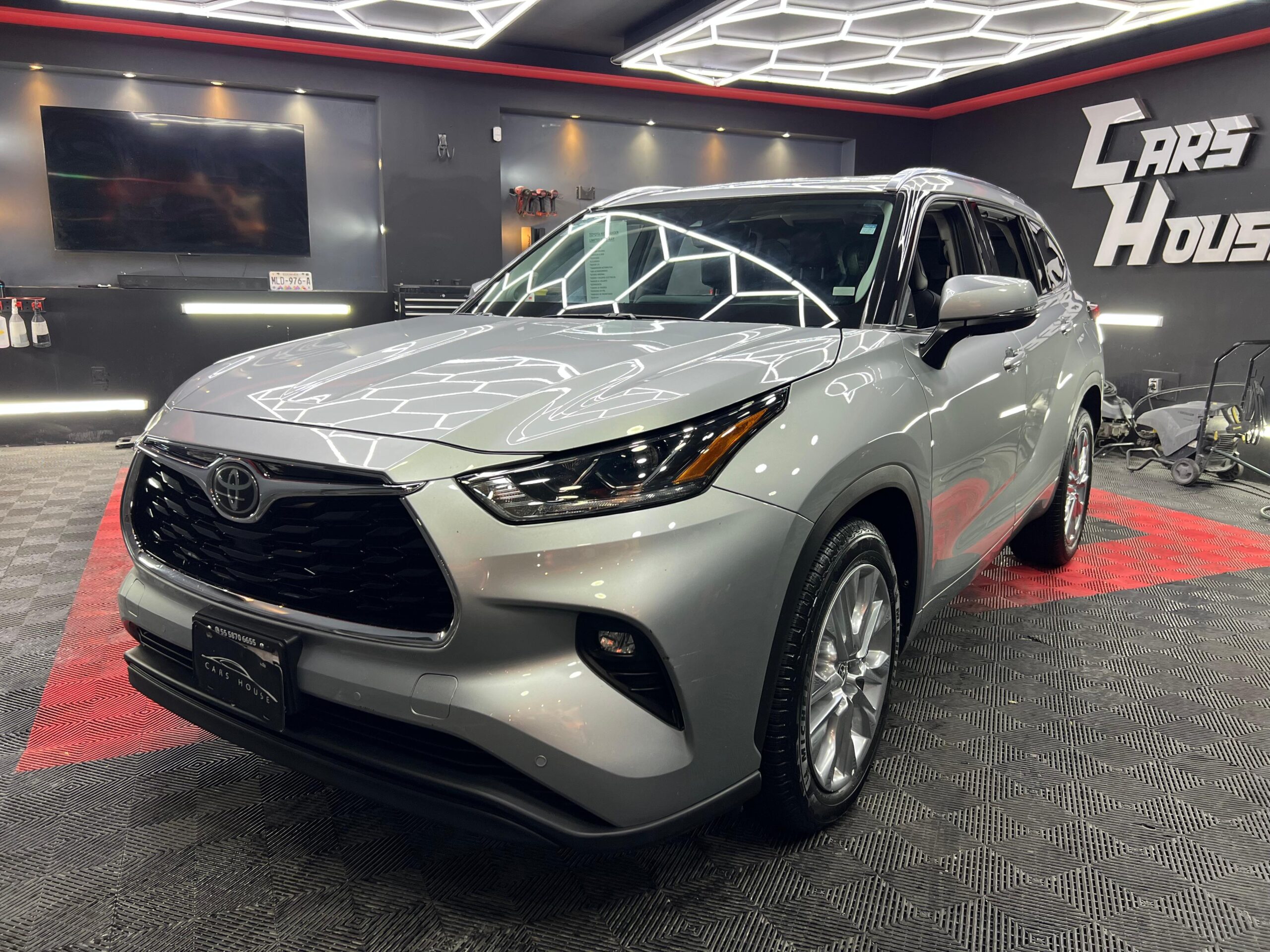 TOYOTA HIGHLANDER LIMITED  2021 - Image 1