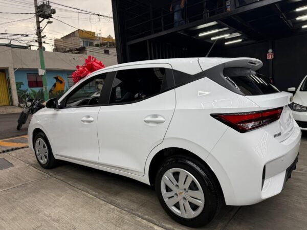 CHEVROLET AVEO LS 2026 - Image 2
