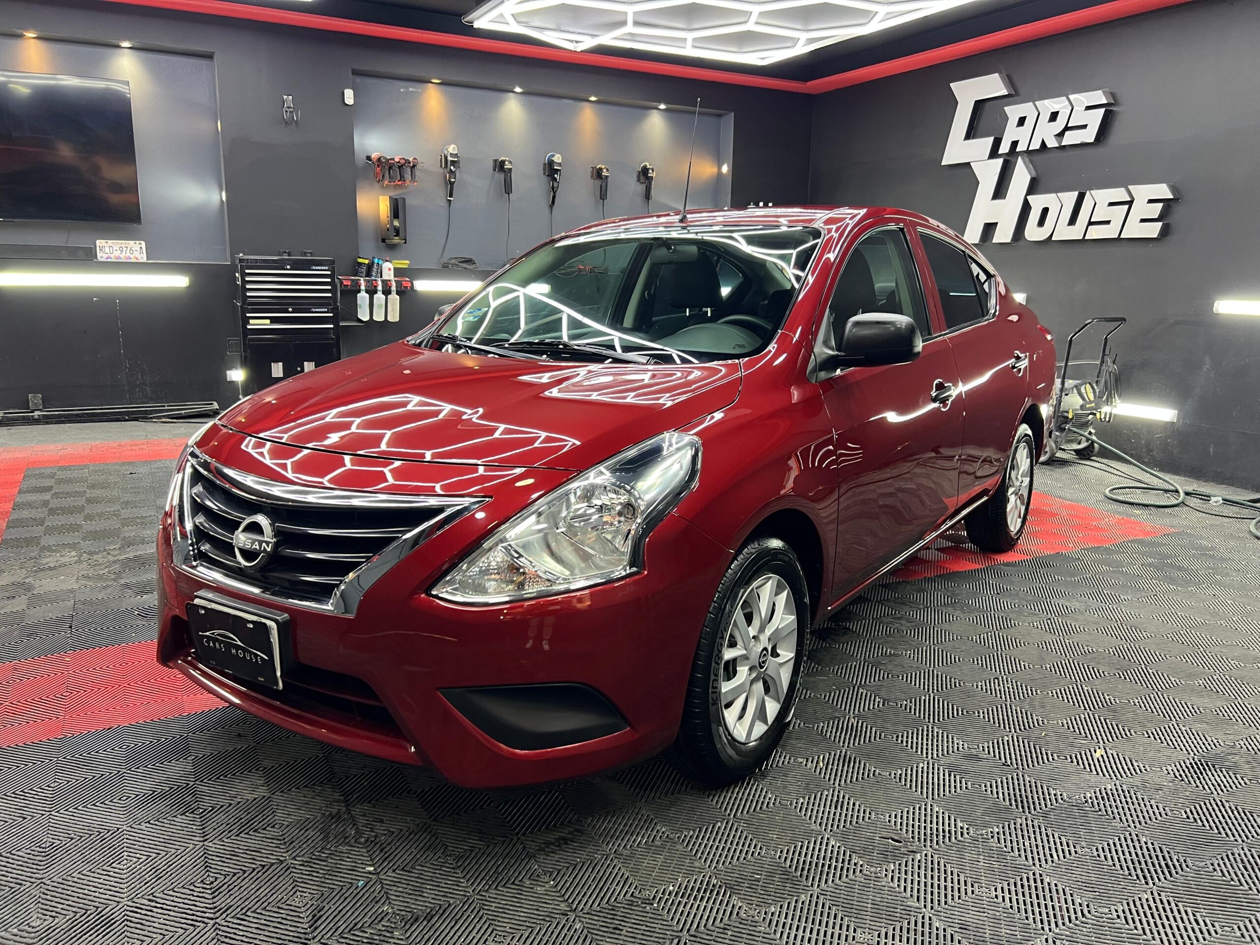 NISSAN VERSA  DRIVE  2023 - Image 1