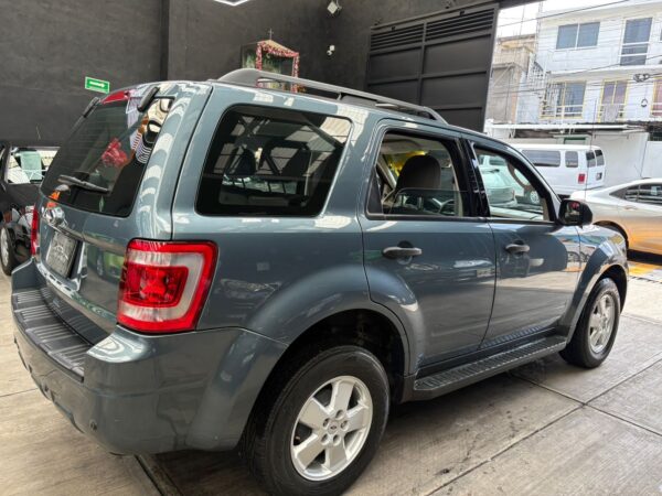 FORD ESCAPE XLS 2012 - Image 3