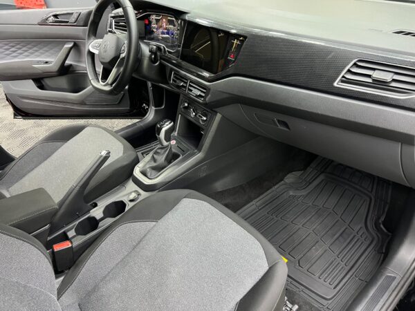 VOLKSWAGEN POLO CONFORTLINE  2024 - Image 6