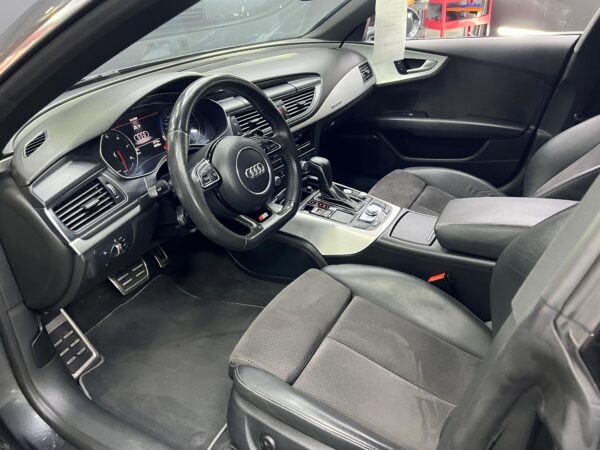 AUDI A7 S  QUATTRO 2017 - Image 5