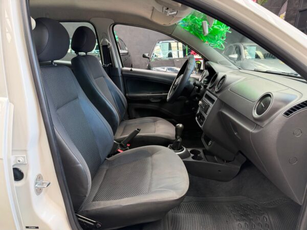 VOLKSWAGEN GOL 2015 - Image 6