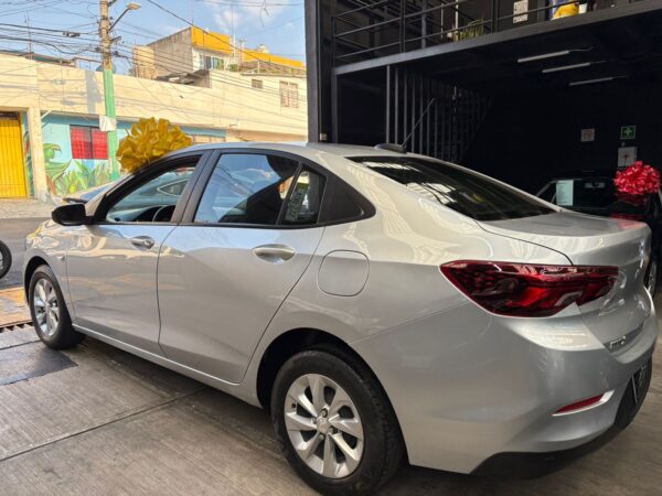 CHEVROLET ÓNIX LT PAQ C 2021 - Image 2