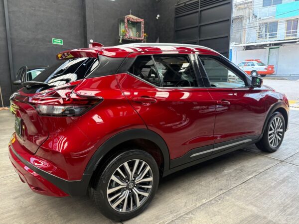NISSAN KICKS PLATINUM 2021 - Image 3