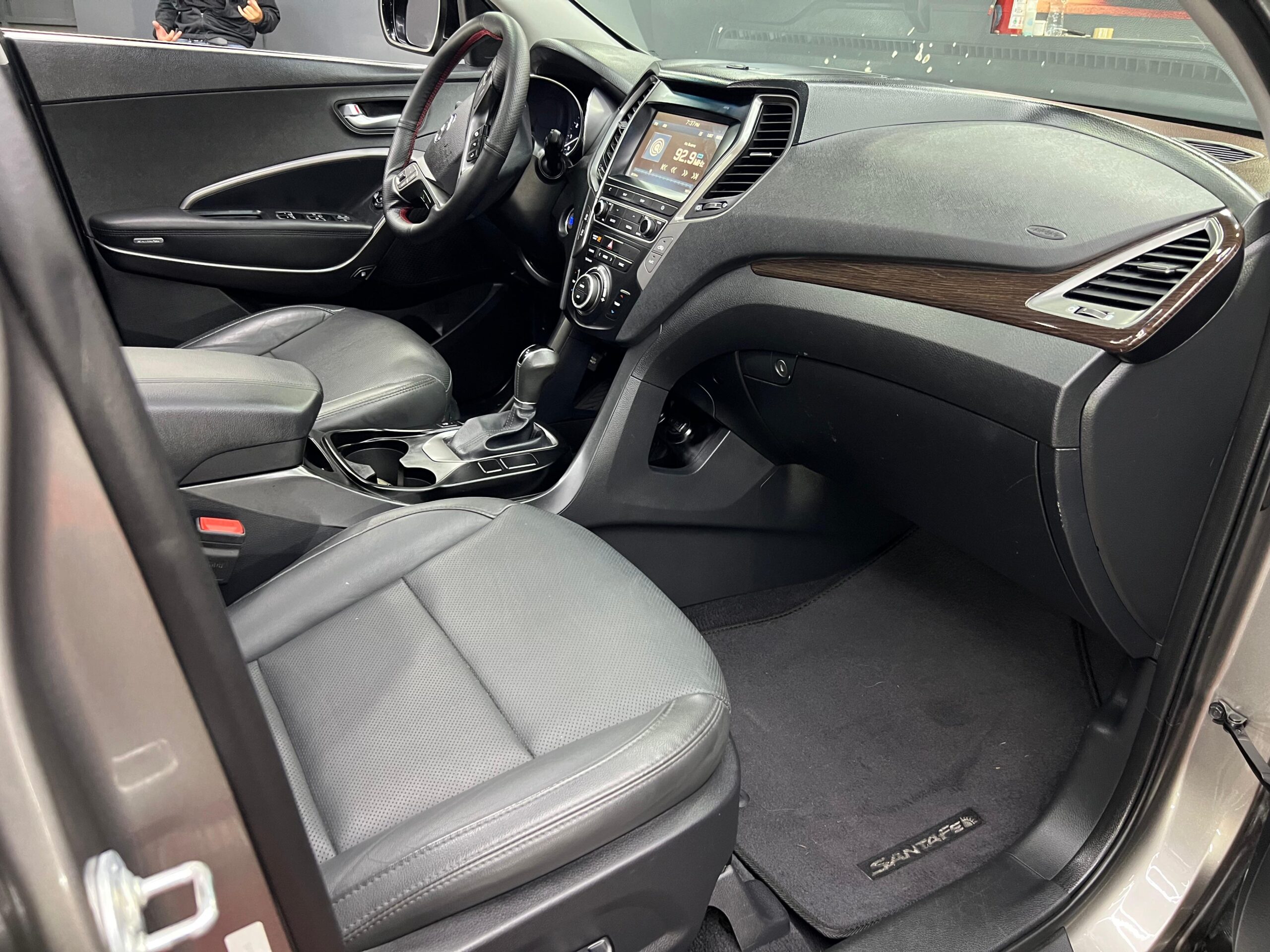 HYUNDAI SABTA FE  SPORT 2018 - Image 6