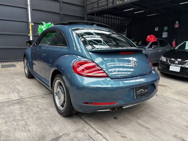 VOLKSWAGEN BEETLE COAST 2018 - Image 2