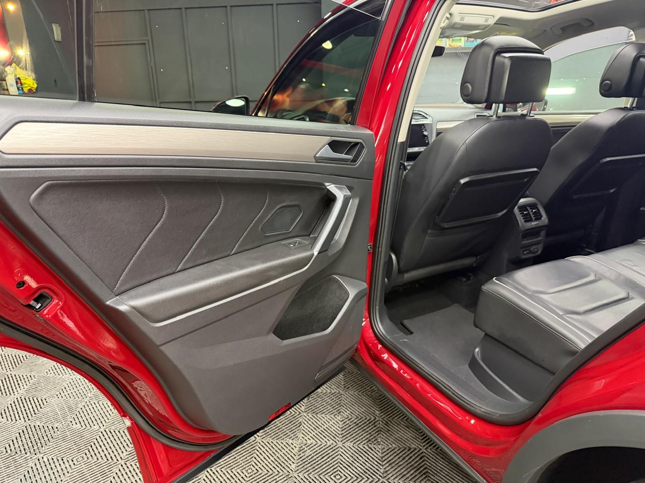 VOLKSWAGEN TIGUAN  CONFORTLINE  2019 - Image 7