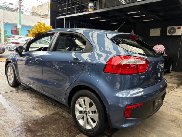 KIA RIO EX 2017 - Image 2