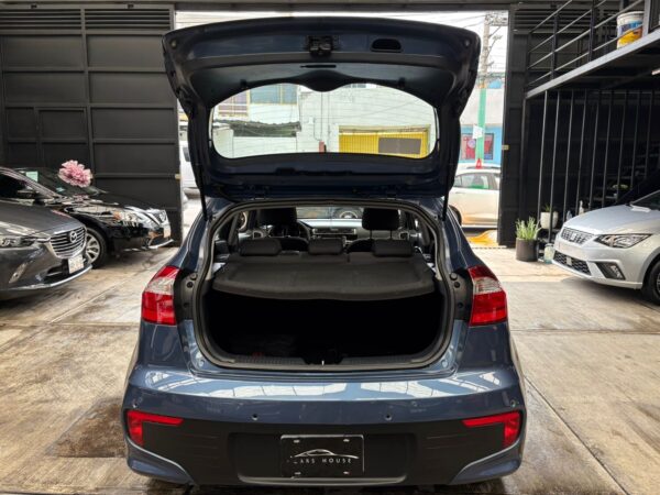 KIA RIO EX 2017 - Image 8