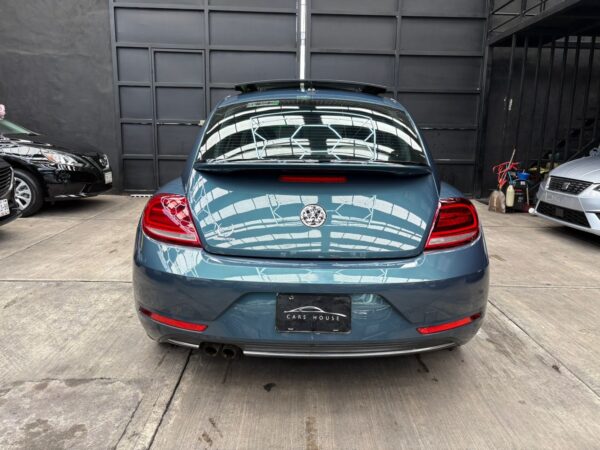 VOLKSWAGEN BEETLE COAST 2018 - Image 4
