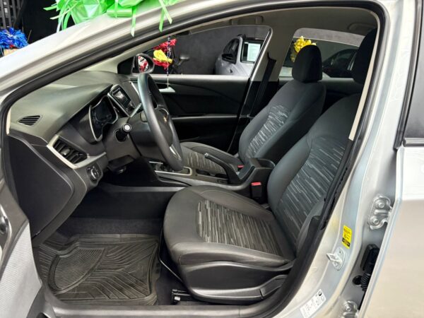 CHEVROLET CAVALIER-A 2019 - Image 5