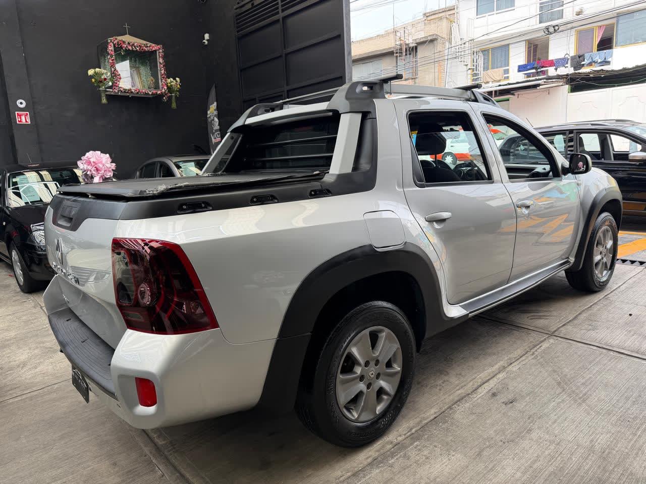 RENAULT OROCH OUTSIDER 2019 - Image 3