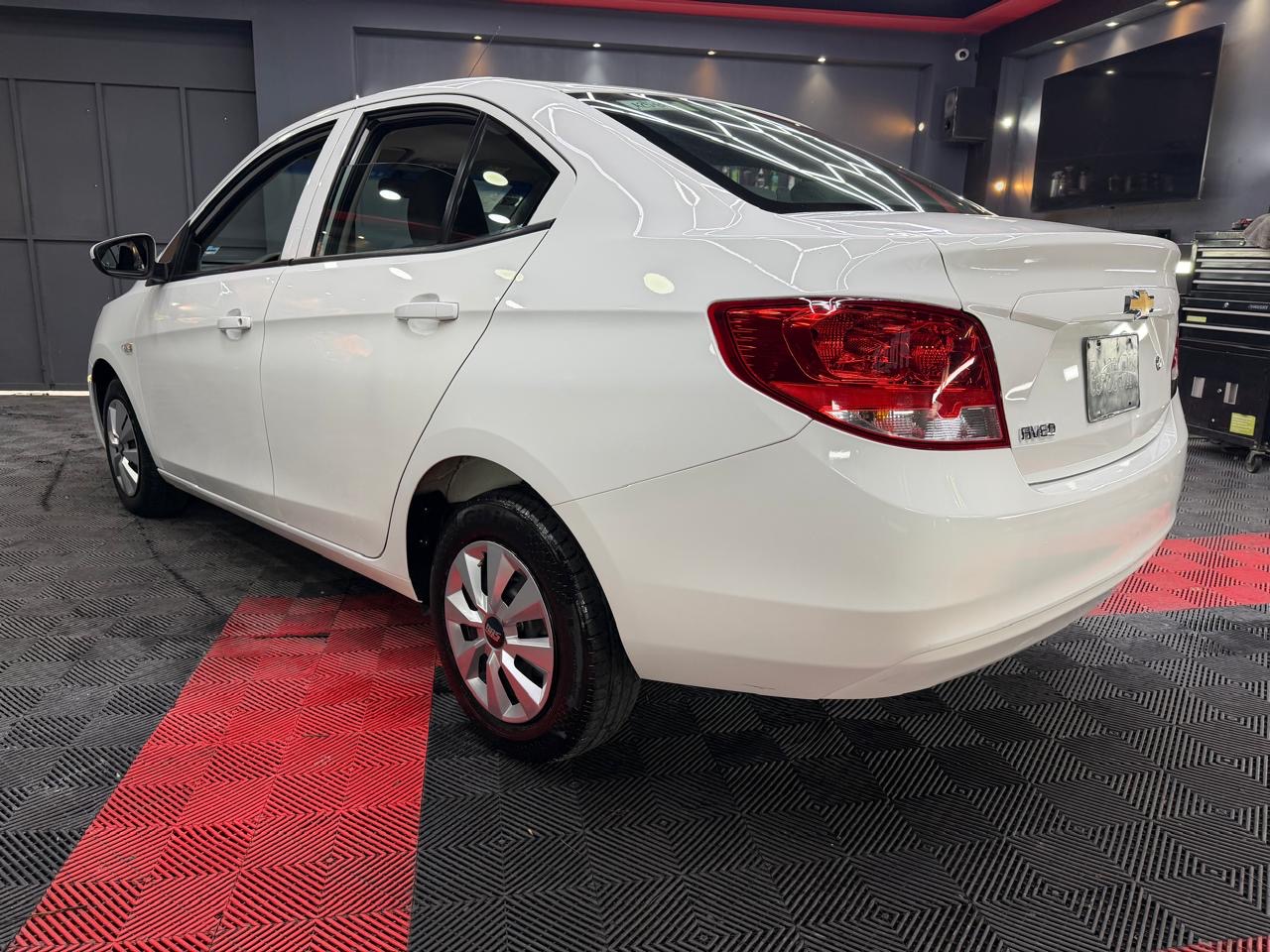 CHEVROLET AVEO LS 2020 - Image 4