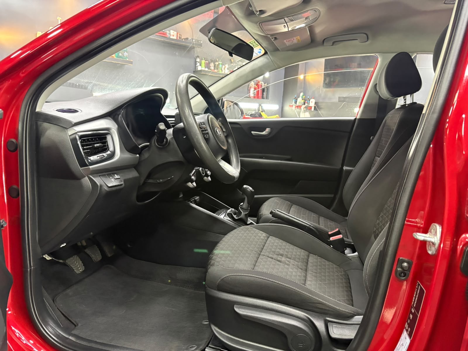 KIA RIO  LX  2020 - Image 5