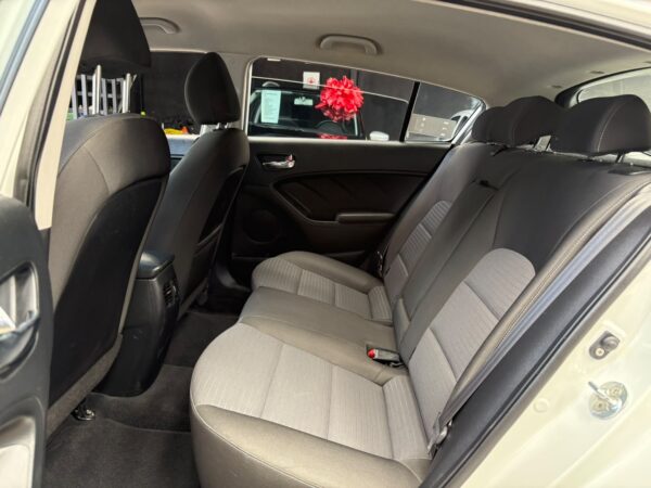 KIA FORTE 2018 - Image 5
