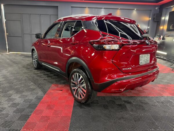 NISSAN KICKS  PLATINUM 2021 - Image 4
