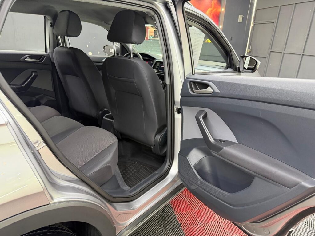 VOLKSWAGEN T-CROSS TRENDLINE  2024