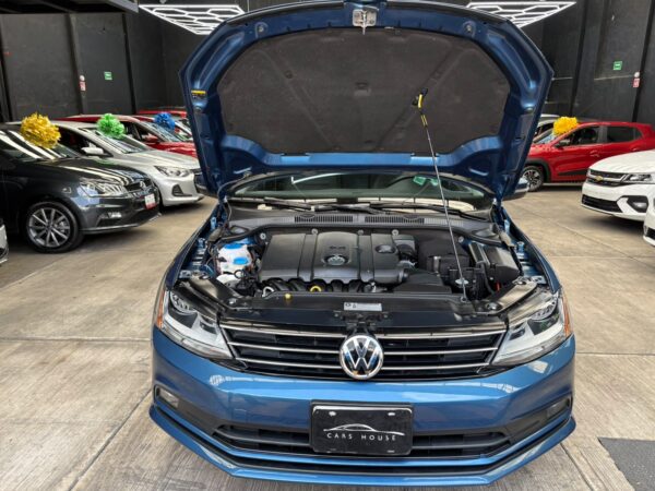 VOLKSWAGEN JETTA SPORTLINE 2017 - Image 10