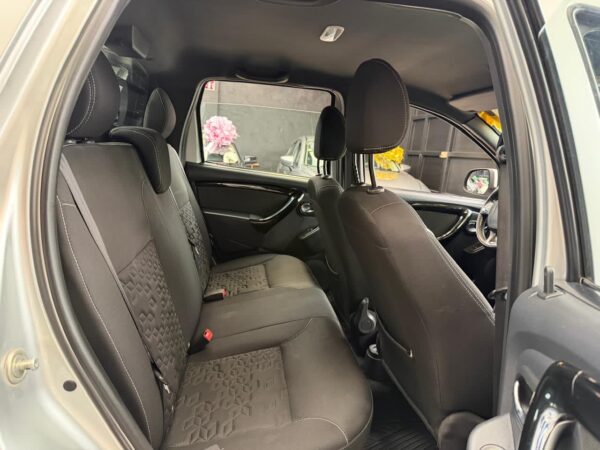 RENAULT OROCH OUTSIDER 2019 - Image 8
