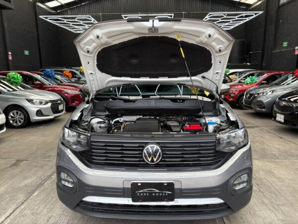 VOLKSWAGEN T-CROSS TRENDLINE 2024 - Image 9