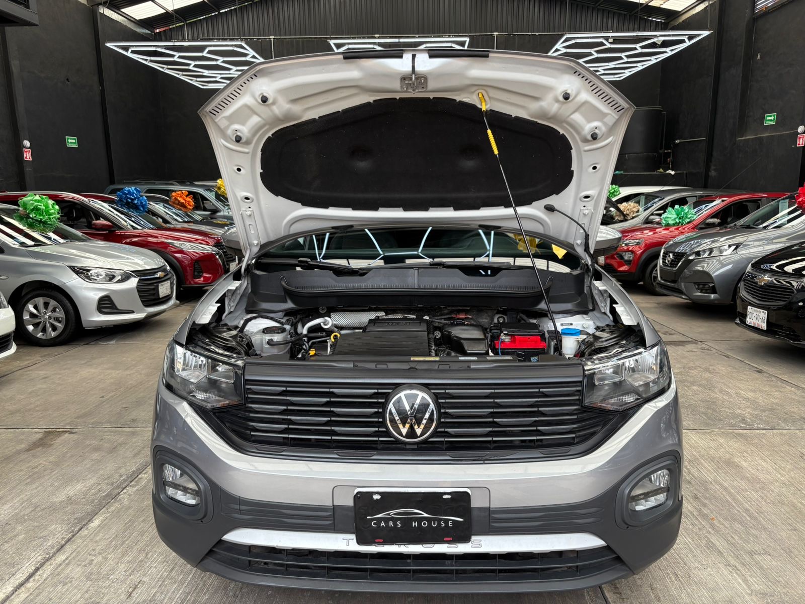 VOLKSWAGEN T-CROSS TRENDLINE 2024 - Image 9