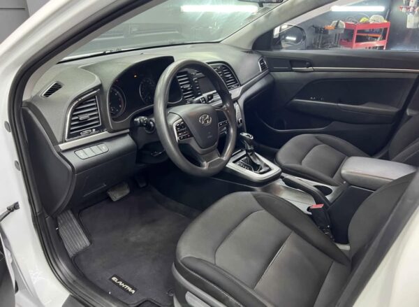 HYUNDAI ELANTRA  GLS 2018 - Image 5