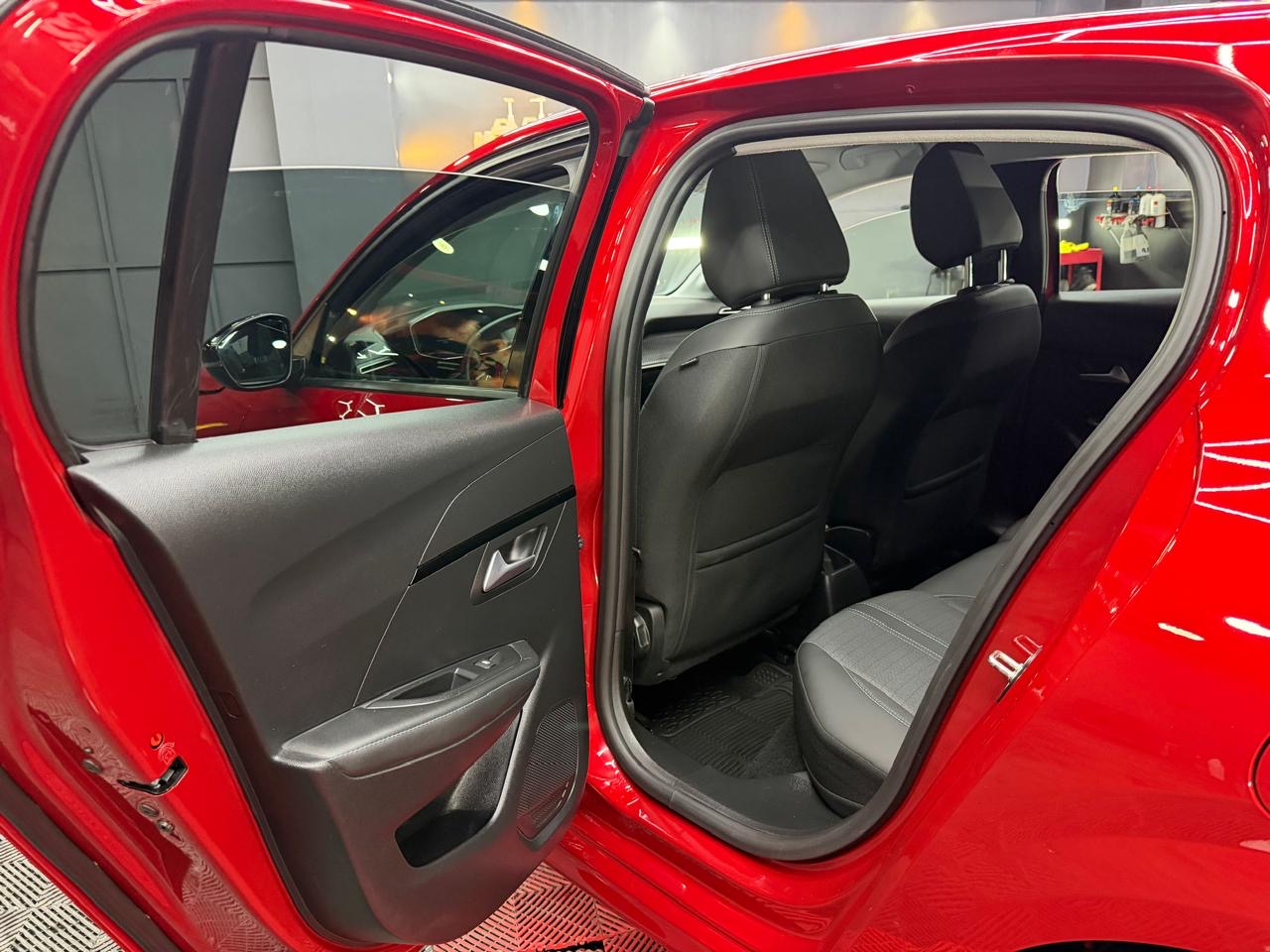 PEUGEOT 208 ALLURE  2023 - Image 7