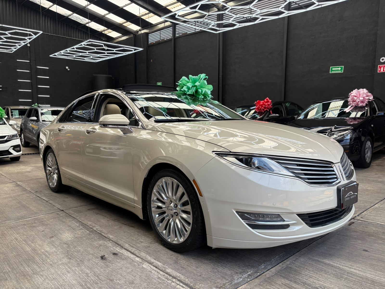 LINCON MKZ 2015 - Image 2