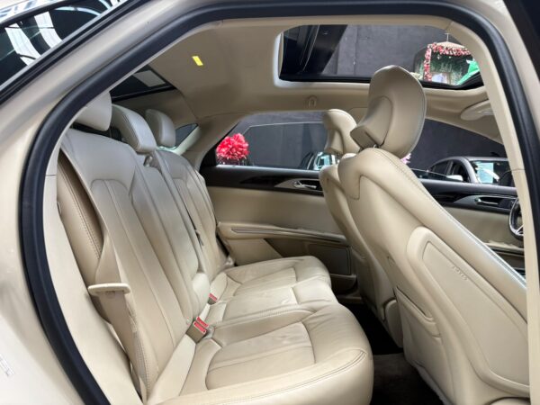 LINCON MKZ 2015 - Image 8
