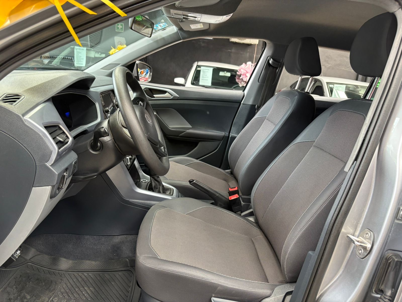 VOLKSWAGEN T-CROSS TRENDLINE 2024 - Image 4
