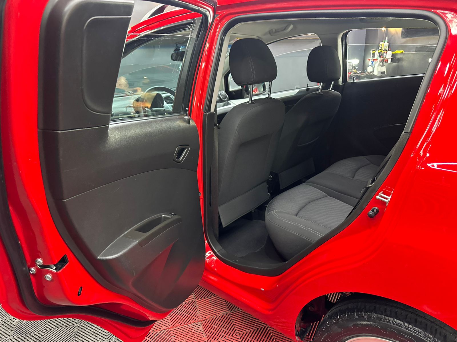 CHEVROLET BEAT LTZ 2020 - Image 7