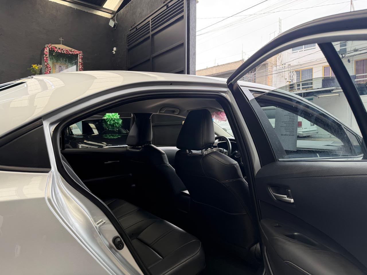 TOYOTA COROLLA 2020 - Image 9