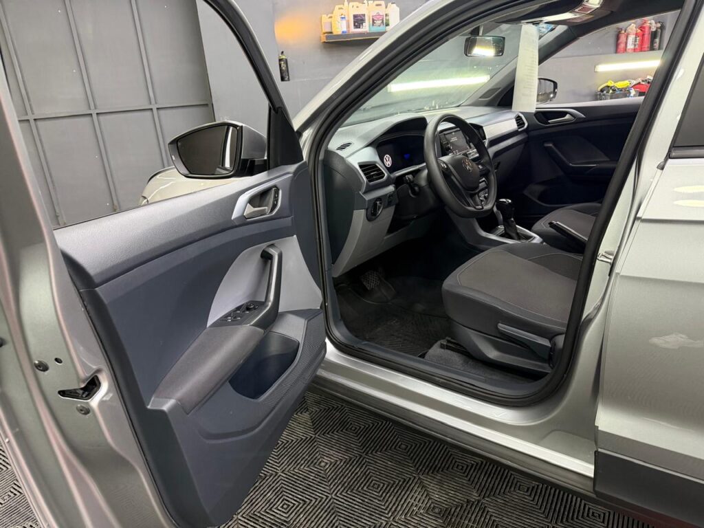 VOLKSWAGEN T-CROSS TRENDLINE  2024