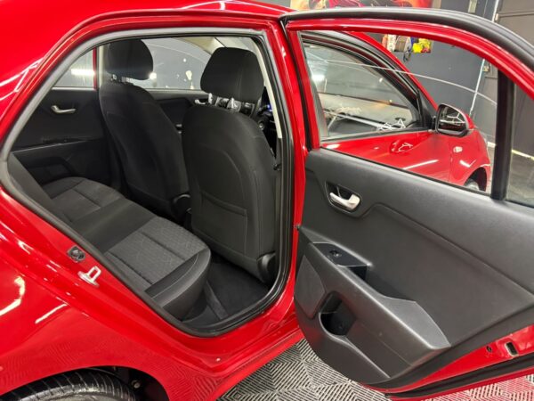 KIA RIO  LX  2020 - Image 8
