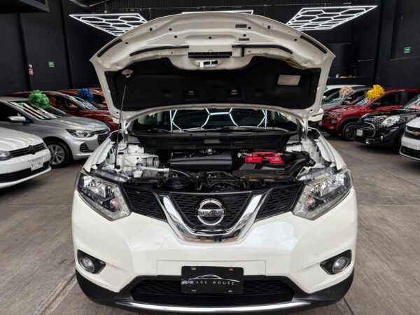 NISSAN X-TRAIL ADVANCE 2017 - Image 9