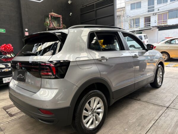 VOLKSWAGEN T-CROSS TRENDLINE 2024 - Image 3