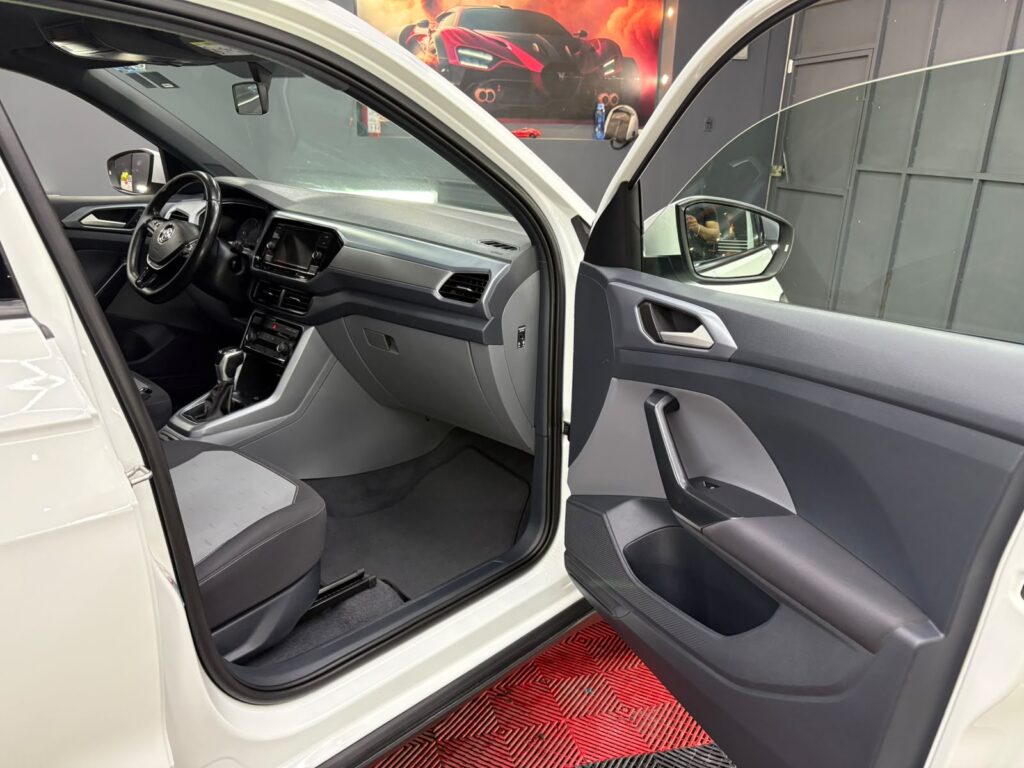 VOLKSWAGEN T-CROSS CONFORTLINE  2021