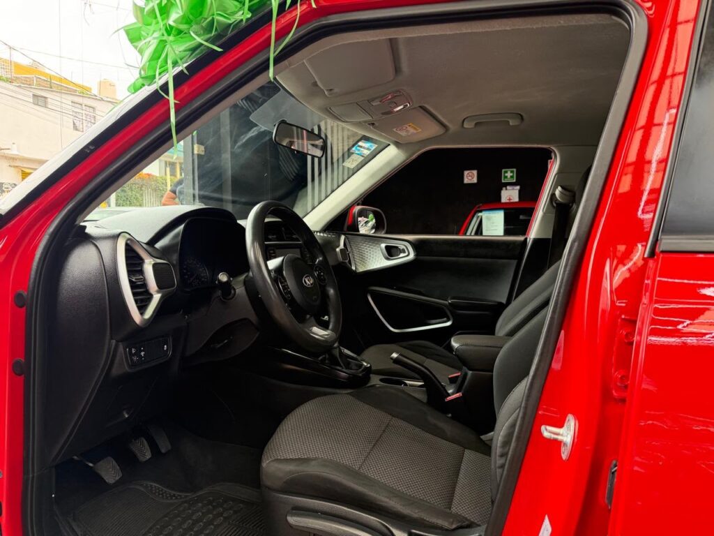 KIA SOUL LX 2020
