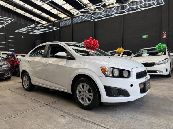 CHEVROLET SONIC  2014 - Image 2