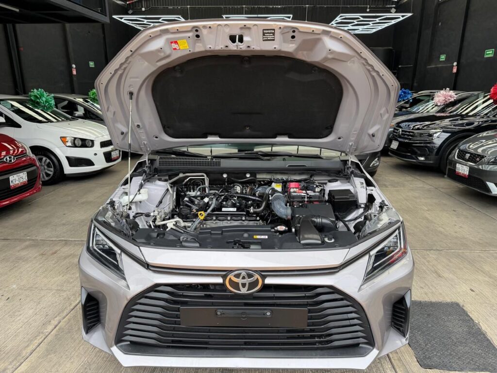 TOYOTA YARIS CORE SEDAN  2023