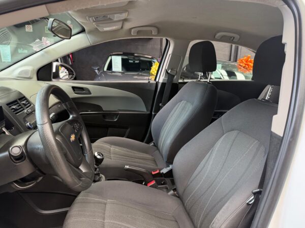 CHEVROLET SONIC  2014 - Image 6