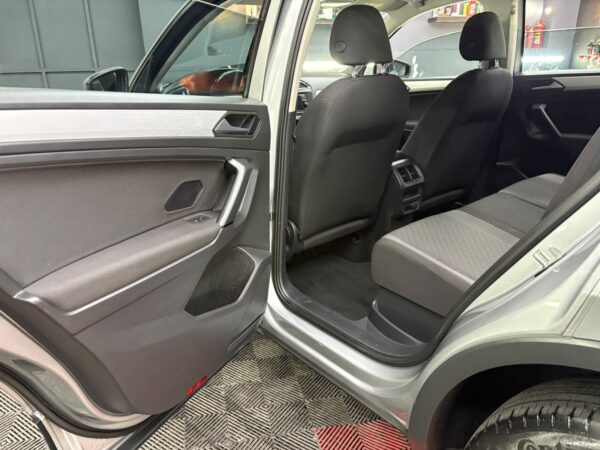 VOLKSWAGEN TIGUAN TRENDLINE  2019 - Image 7