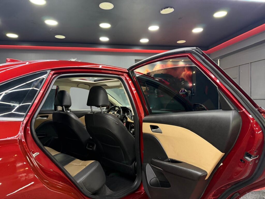 CHEVROLET CAVALIER  LT  2023