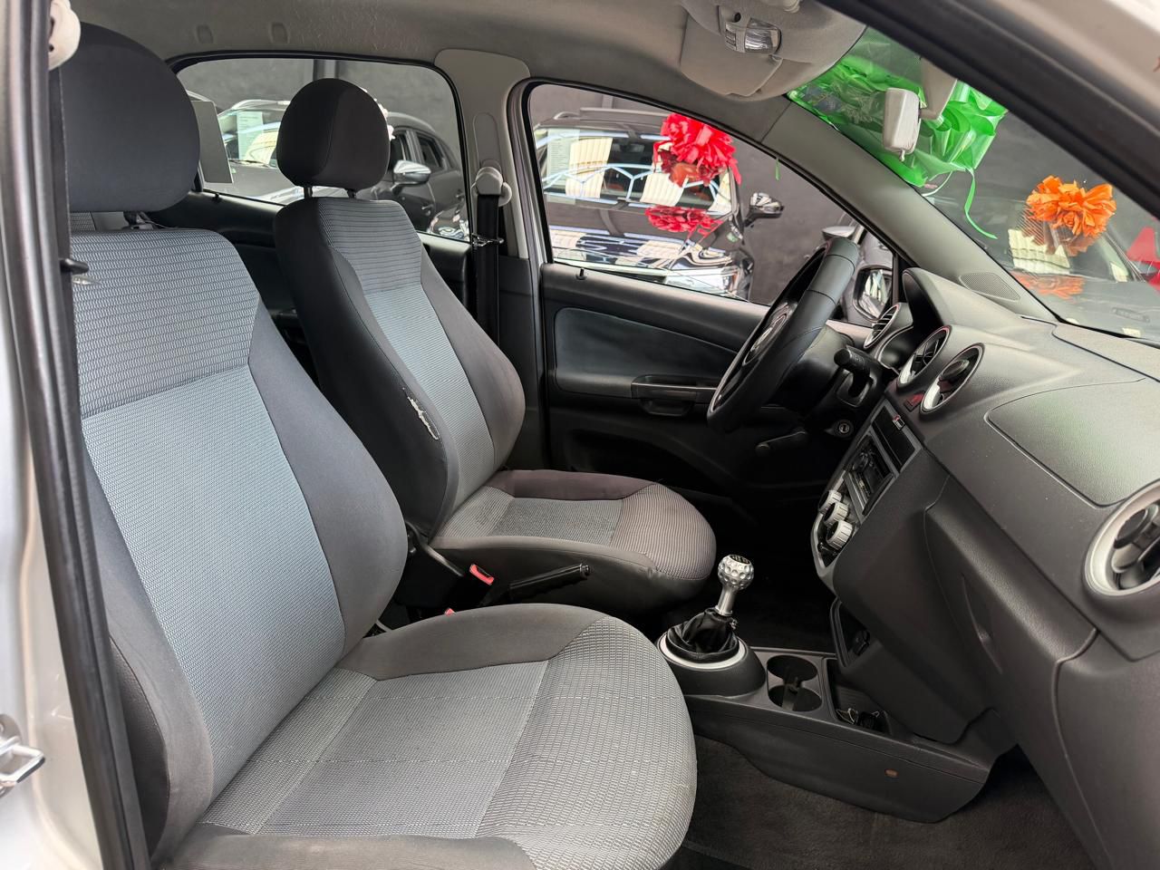 VOLKSWAGEN GOL TRENDLINE  2012 - Image 8