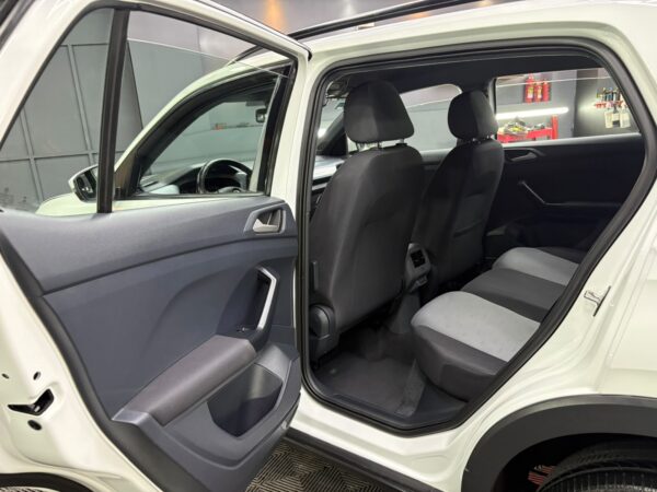 VOLKSWAGEN T-CROSS CONFORTLINE  2021 - Image 9