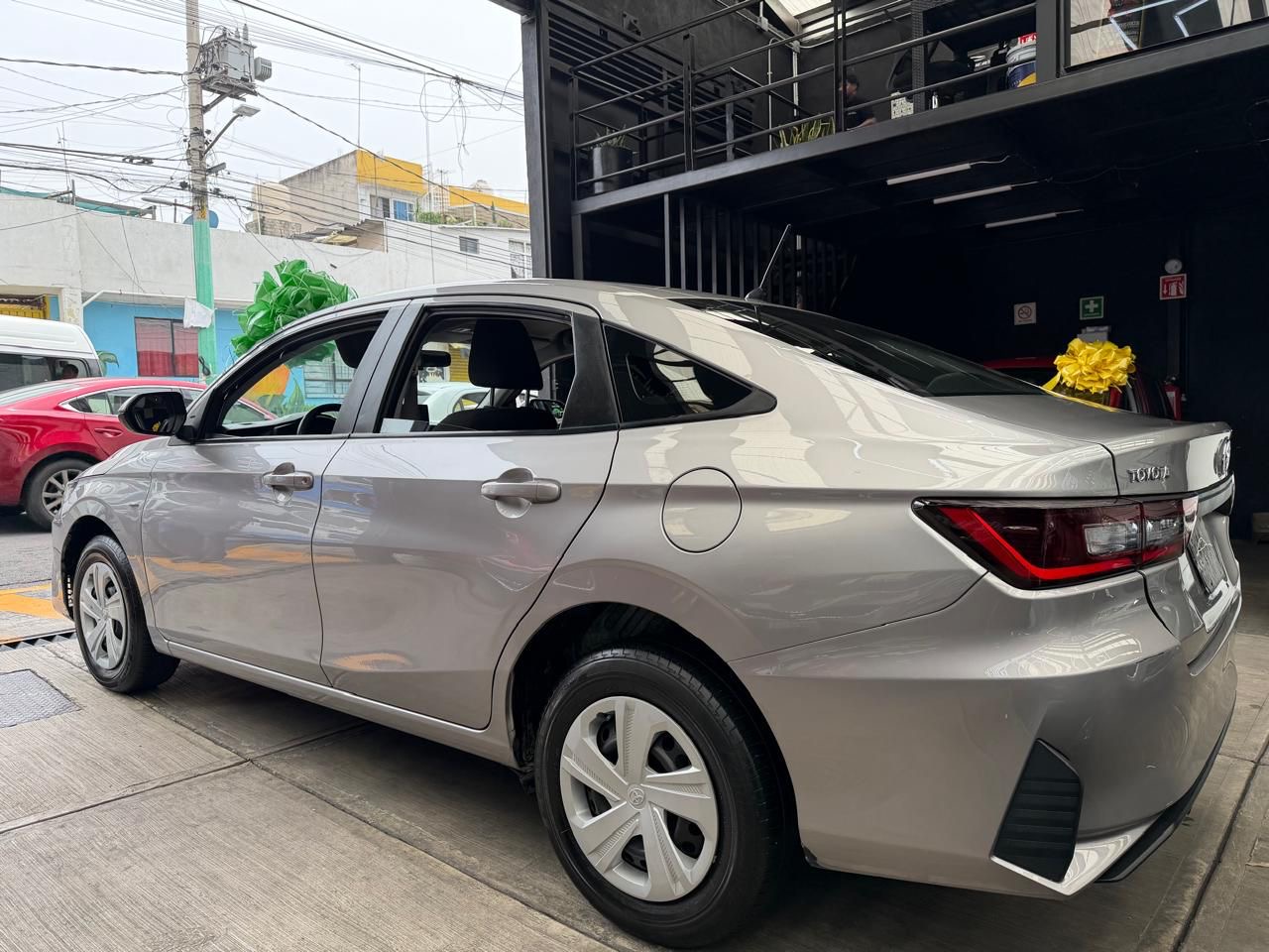 TOYOTA YARIS CORE SEDAN  2023 - Image 4