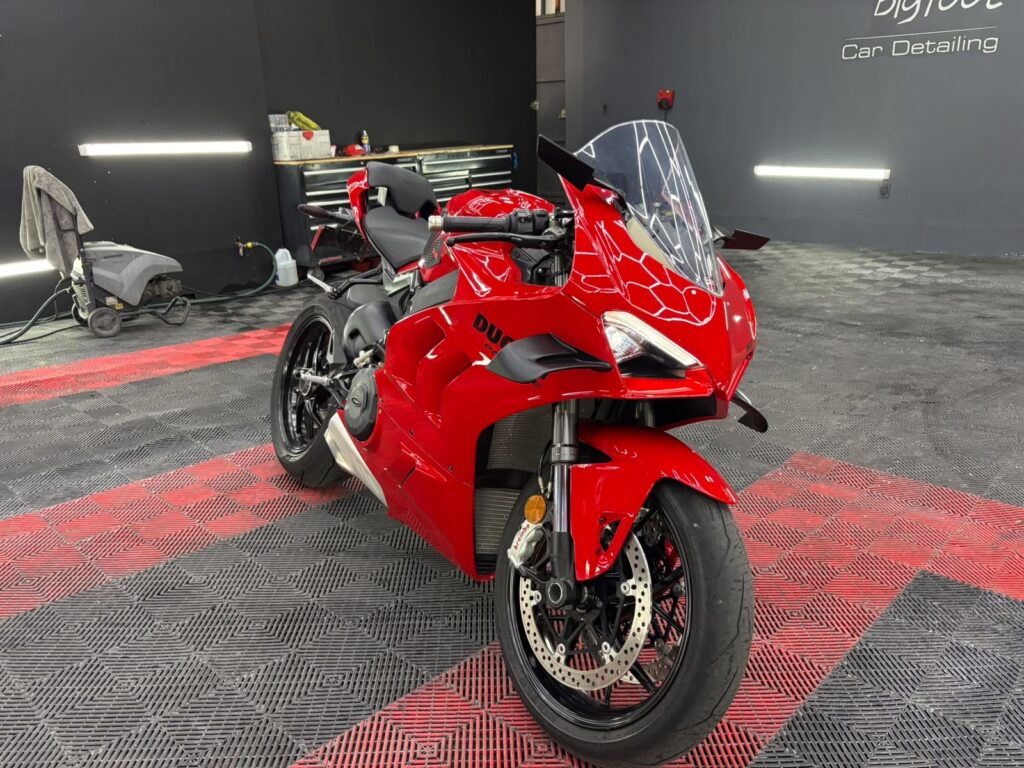DUCATI PANIGALE V4 2023